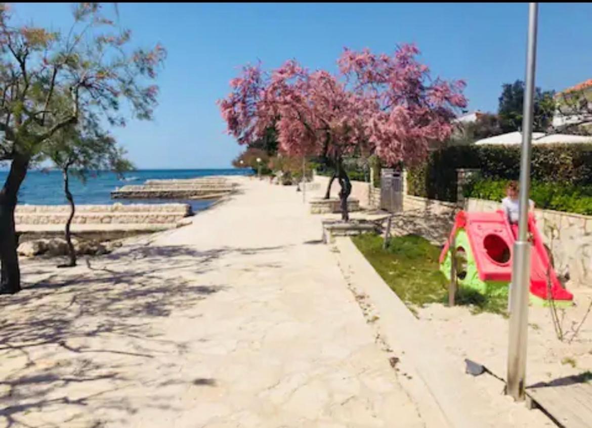 Holiday Home Maria One Minute From -Beach Zadar Eksteriør bilde